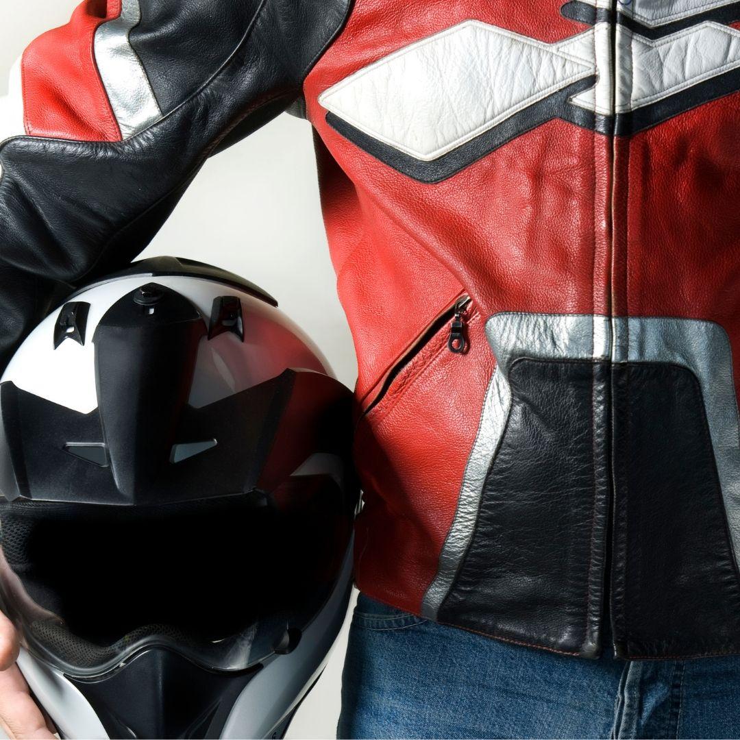 motorist-with-helmet